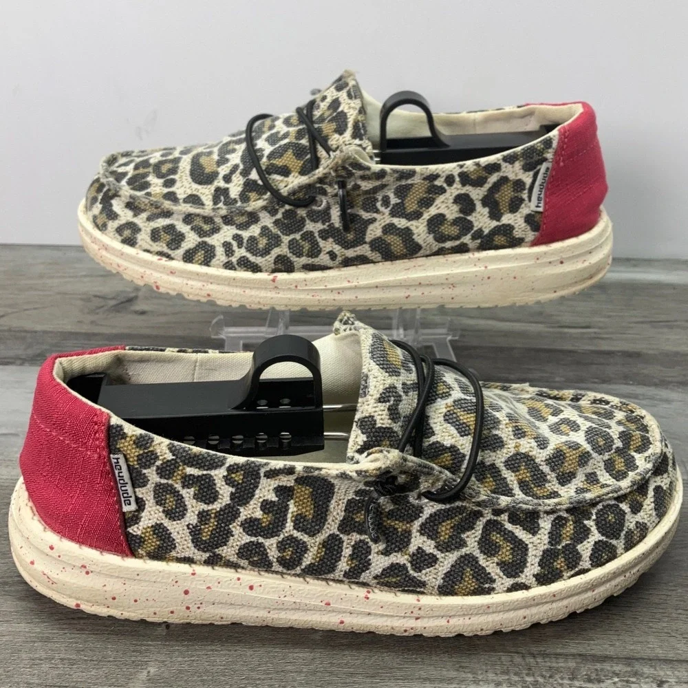 Hey Dude Wendy Youth Cheetah Leopard Print Slip On Loafers Pink Size US Y3 EU 35